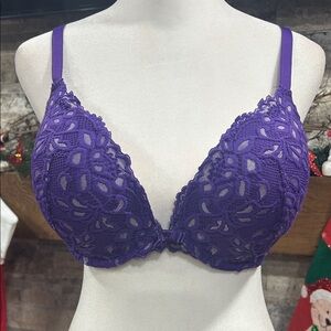 Frederick's of Hollywood Purple Lace push-up Bra size 36D